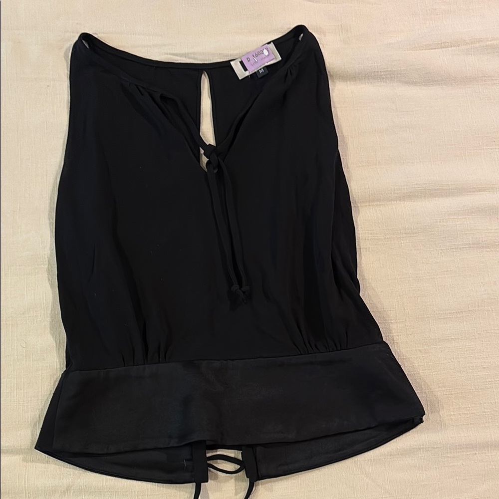 Black Sleeveless Top
